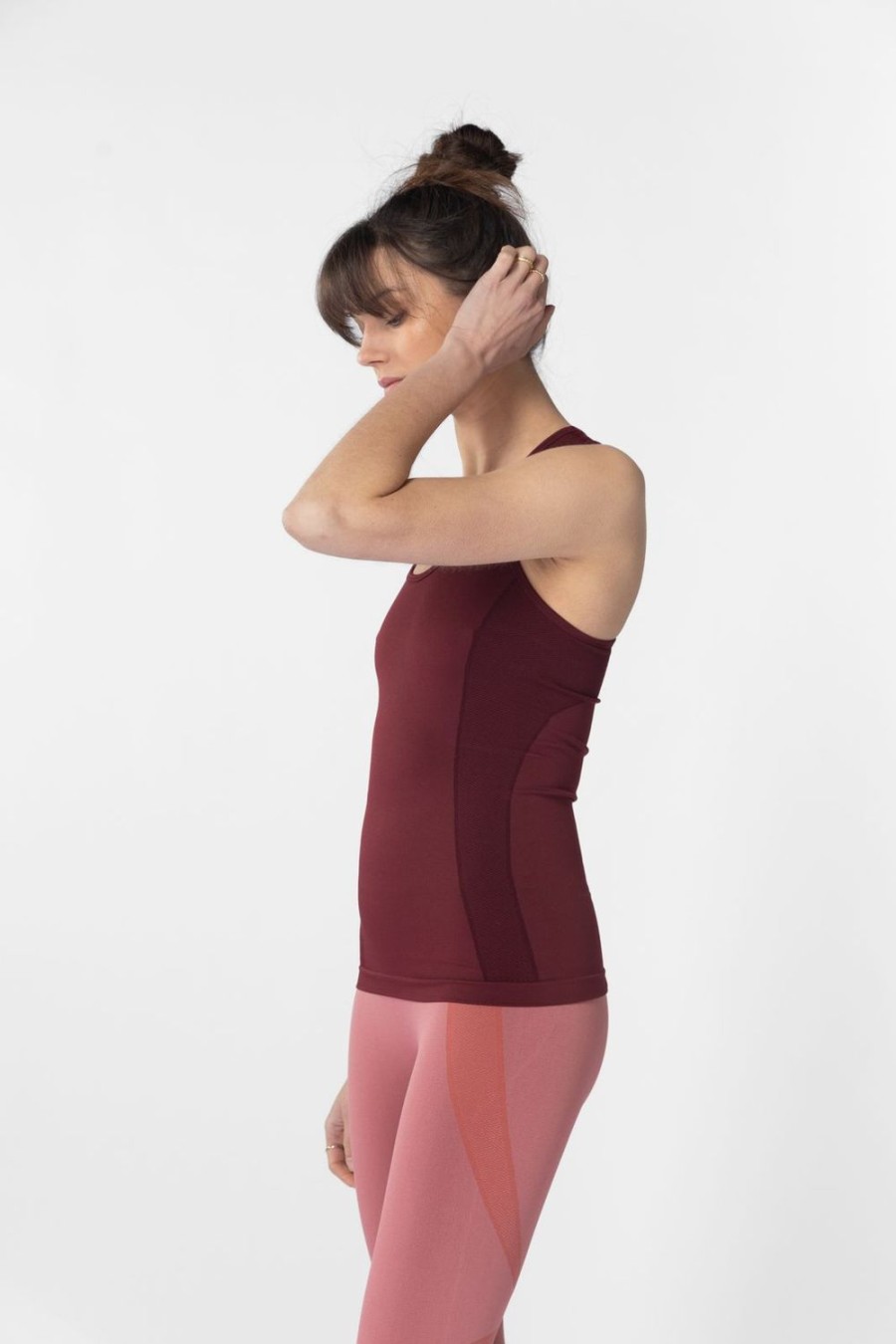 Sissy-Boy Yoga | Donkerrode Seamless Tanktop